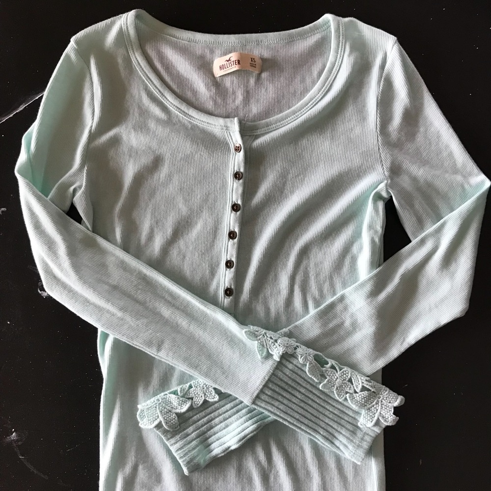 Hollister long sleeve shirt